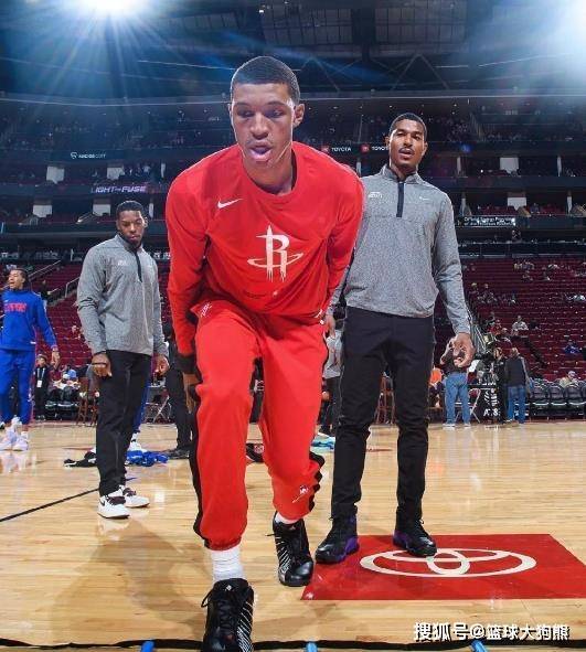 无缘顶薪续约？感谢杜兰特送大礼！火箭队有望稳留锋线2位新星
