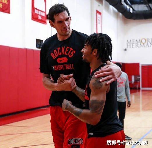 无缘顶薪续约？感谢杜兰特送大礼！火箭队有望稳留锋线2位新星