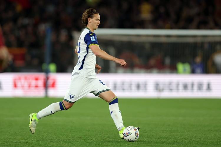 皇冠体育下载-迪马：罗马报价维罗纳中卫吉拉迪，在追逐战中反超贝蒂斯