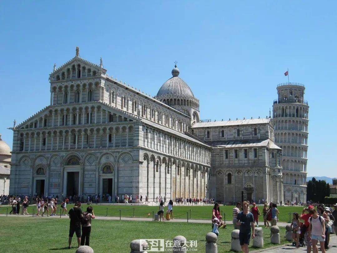 皇冠体育官网-比萨：中韩无证导游非法介绍比萨斜塔 面临巨额罚款