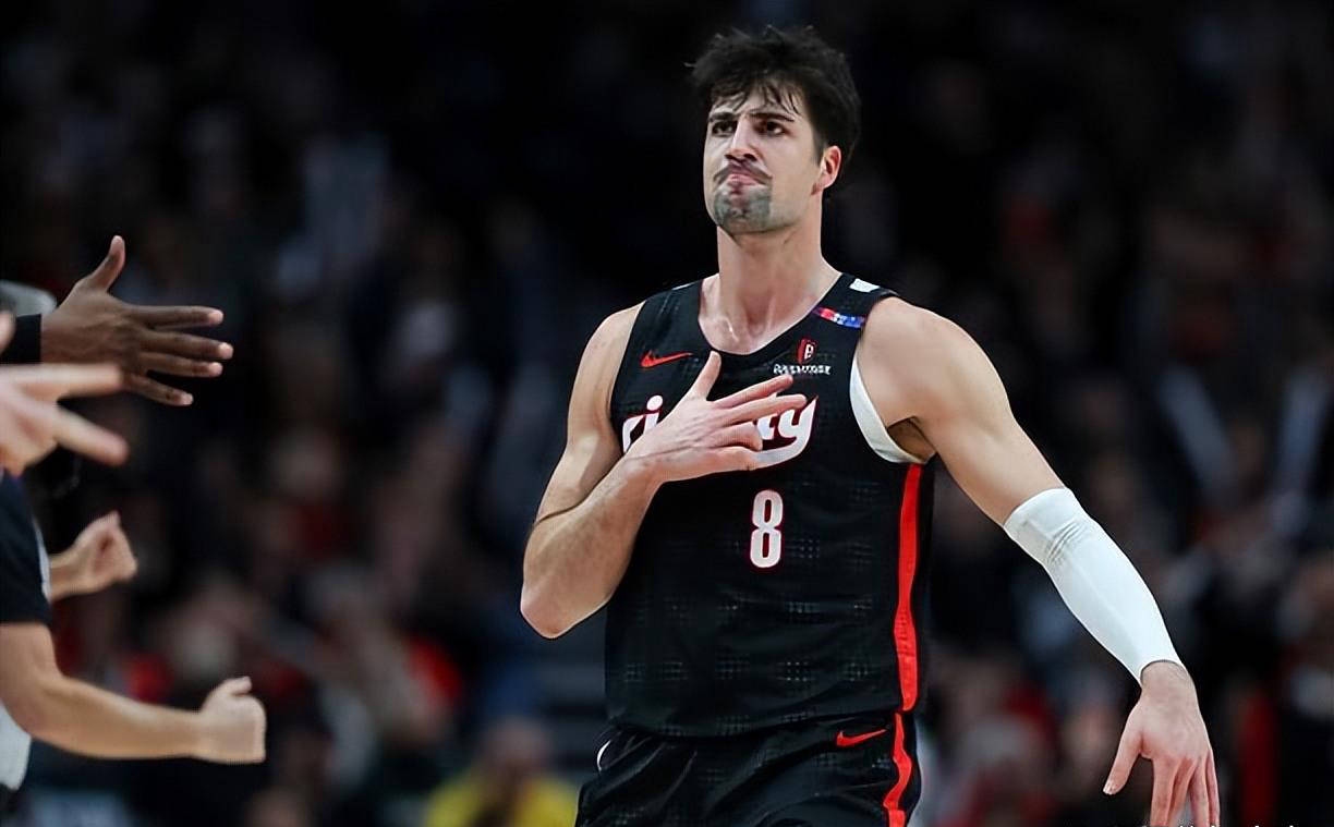 皇冠体育app-波特兰开拓者新锐球星期待与利拉德携手合作