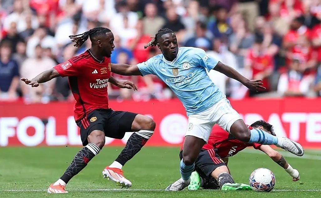 皇冠体育官网-英超-布莱顿1-2曼城：积分被曼联超过，曼城越来越像曼联了|前瞻