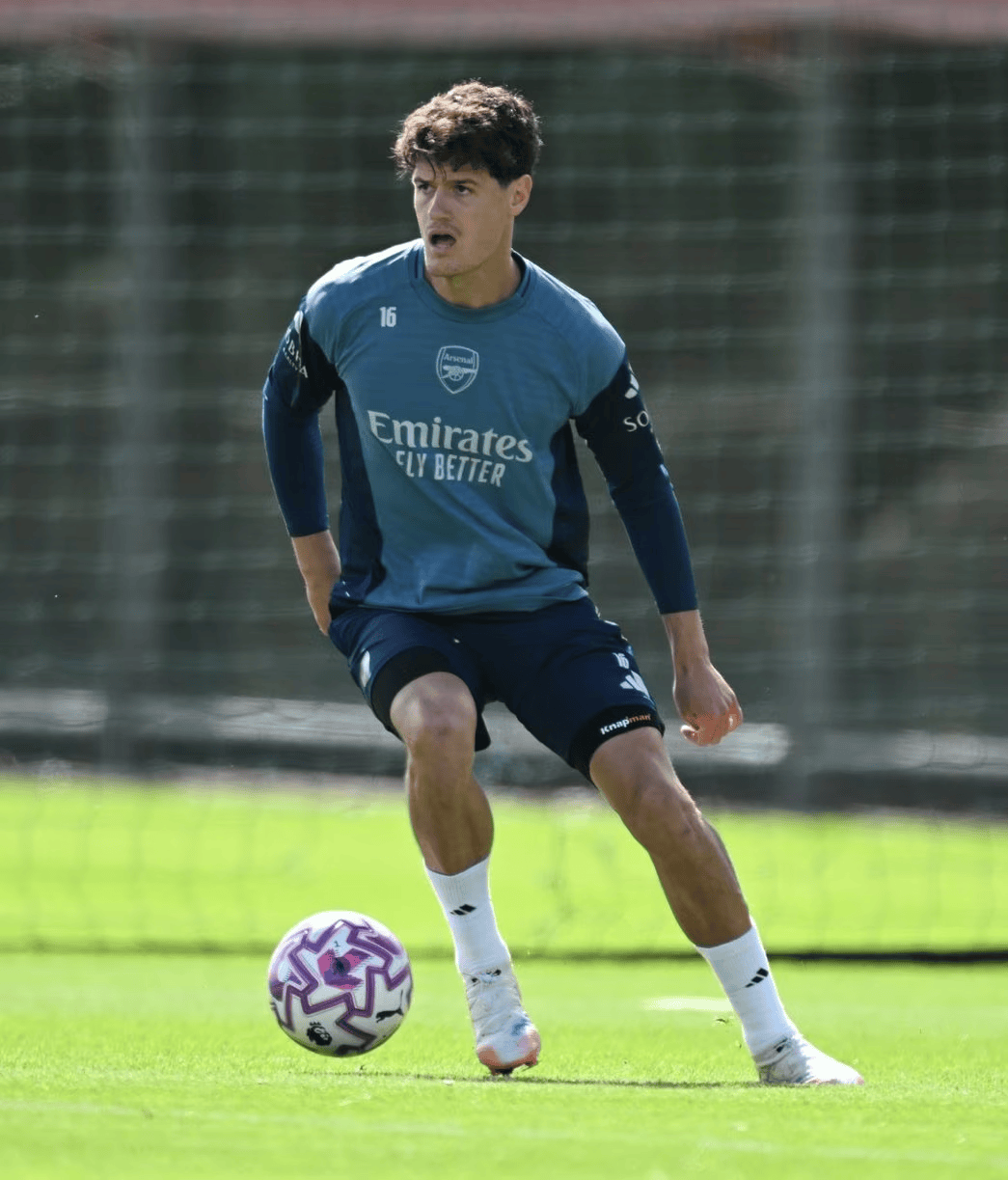 回归英超 迎战诺丁汉森林