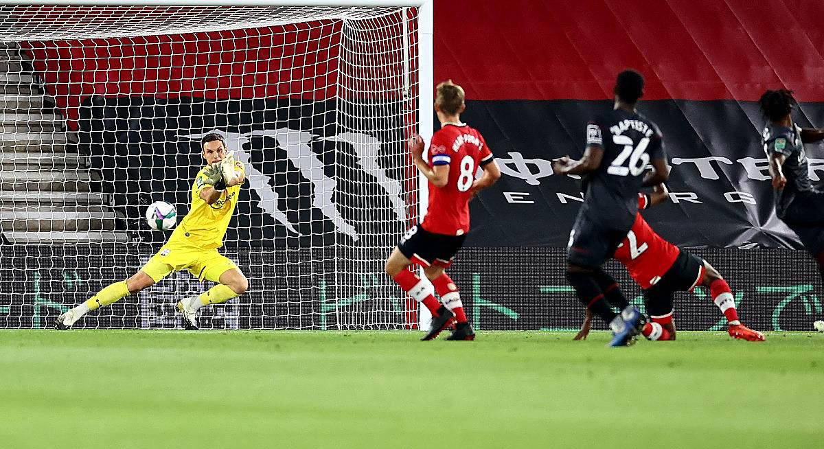 布伦特福德vs阿斯顿维拉：英联杯再战，阿斯顿维拉新赛季进攻遇困难