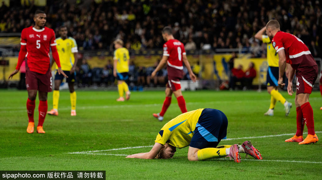 带不动！阿森纳利物浦两大神锋联手造良机 热刺小将失空门